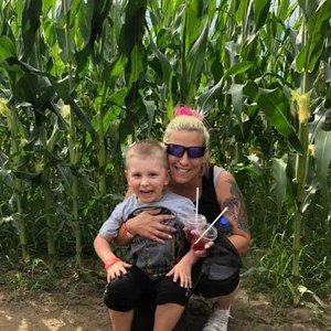 Meet your Posher, Roxanne